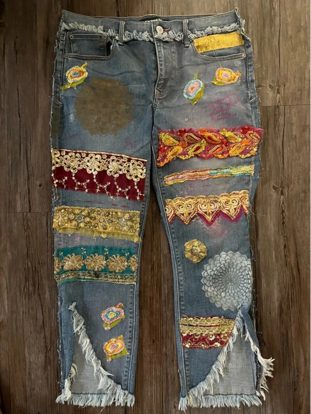Handmade Express Cropped Boho Patchwork Appliqué Jeans Sz 10